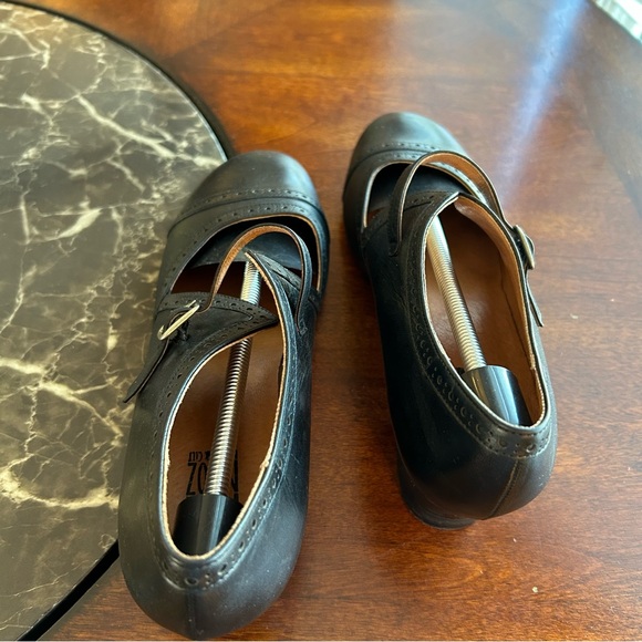 EUC💫MIZ MOOZ Franki Mary Jane Pumps Elegant Black Leather Women's Shoes size 10 - Picture 12 of 16